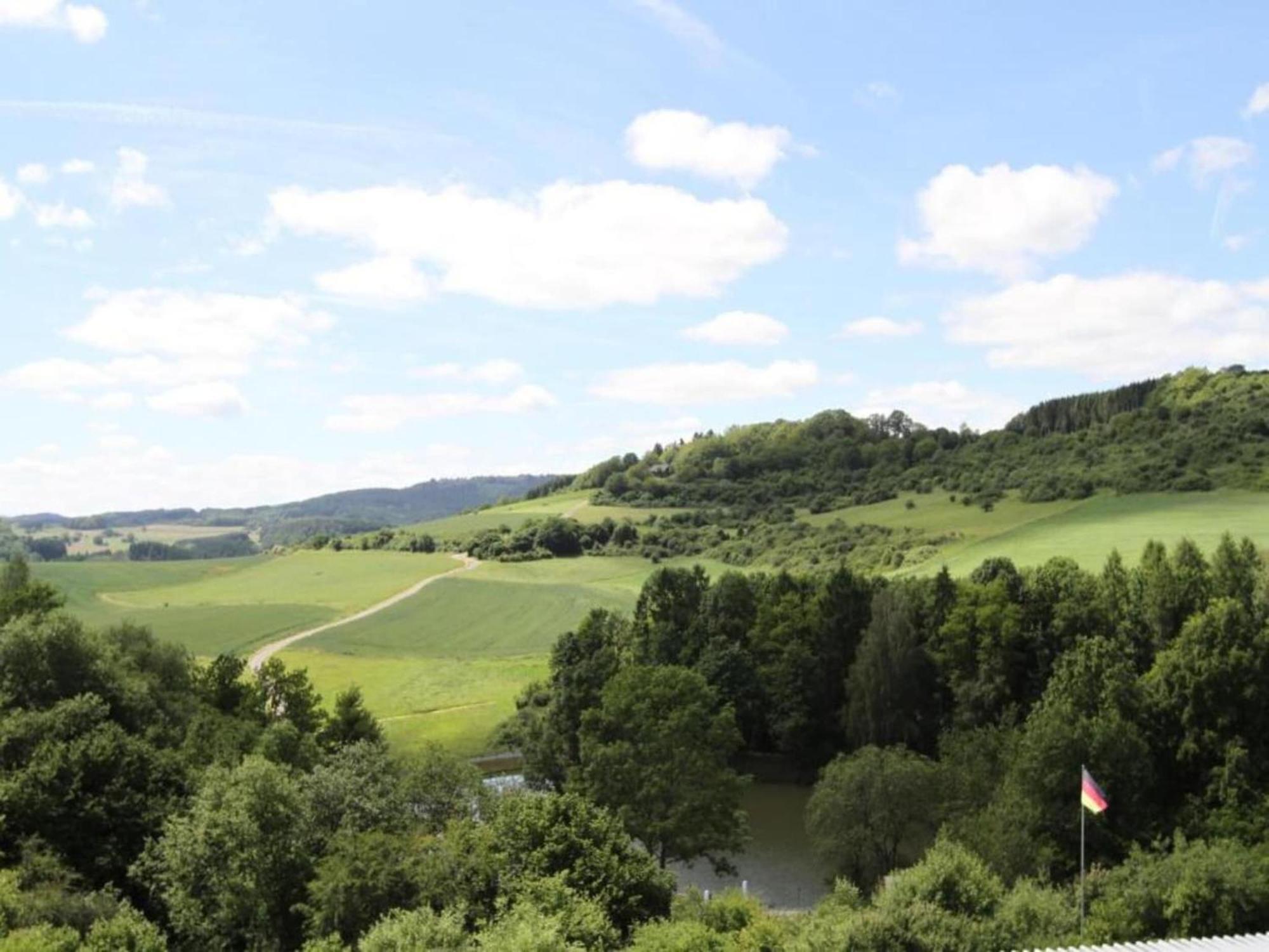 Apartment Near The Nurburgring With Terrace Hillesheim  Exterior foto